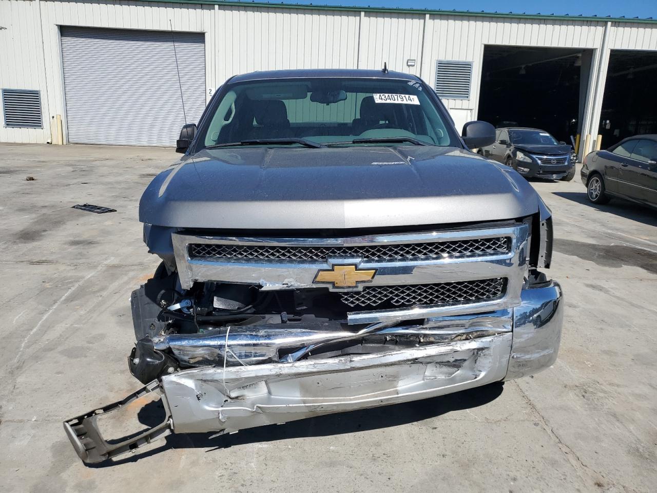 2013 CHEVROLET SILVERADO - Image 5