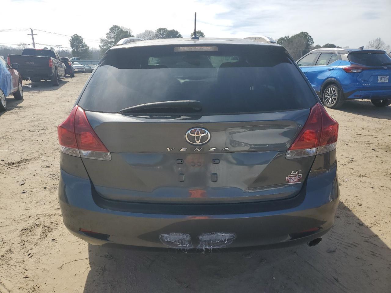 2013 TOYOTA VENZA LE - Фото 6