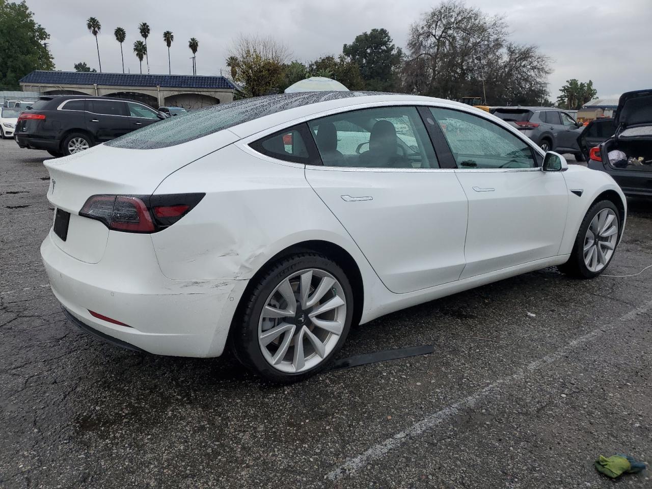 2019 TESLA MODEL 3 - Image 3
