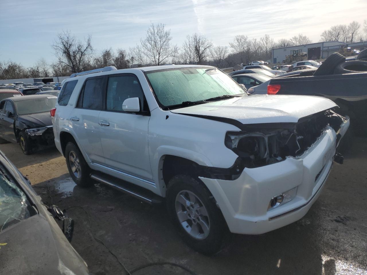 2011 TOYOTA 4RUNNER SR - Image 4