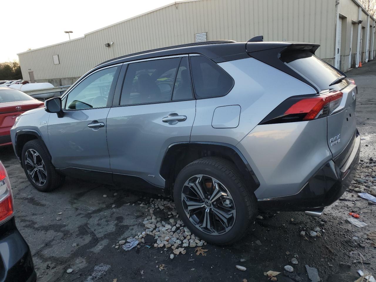 2023 TOYOTA RAV4 PRIME - Image 2