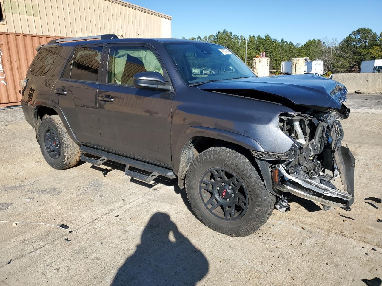 2020 TOYOTA 4RUNNER SR - Фото 4
