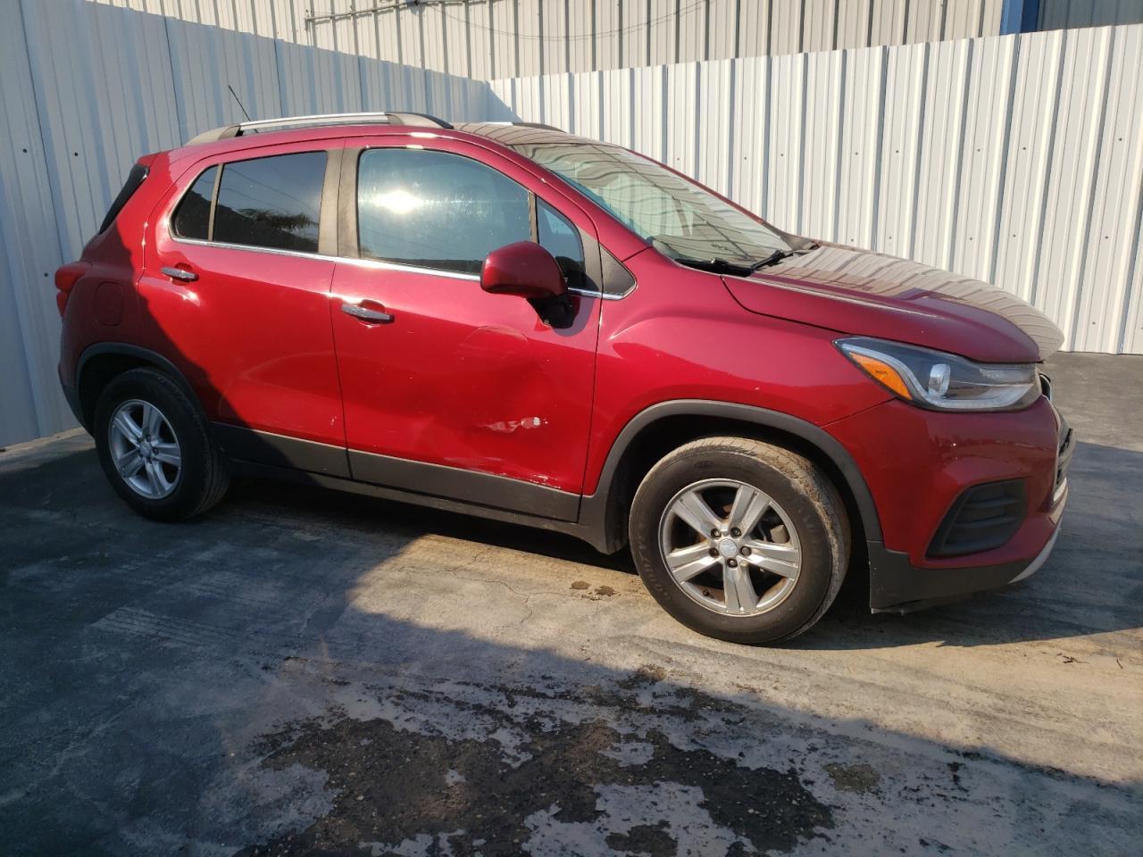 2019 CHEVROLET TRAX 1LT - Image 4