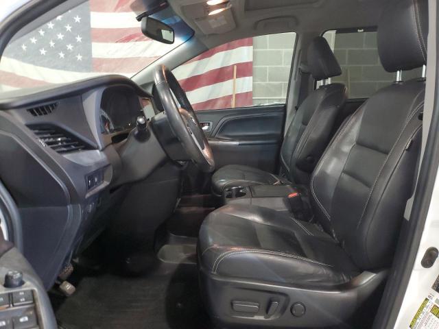 2015 Toyota Sienna Sport - Image 7