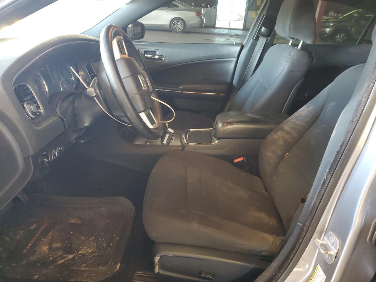 2014 DODGE CHARGER SE - Фото 7