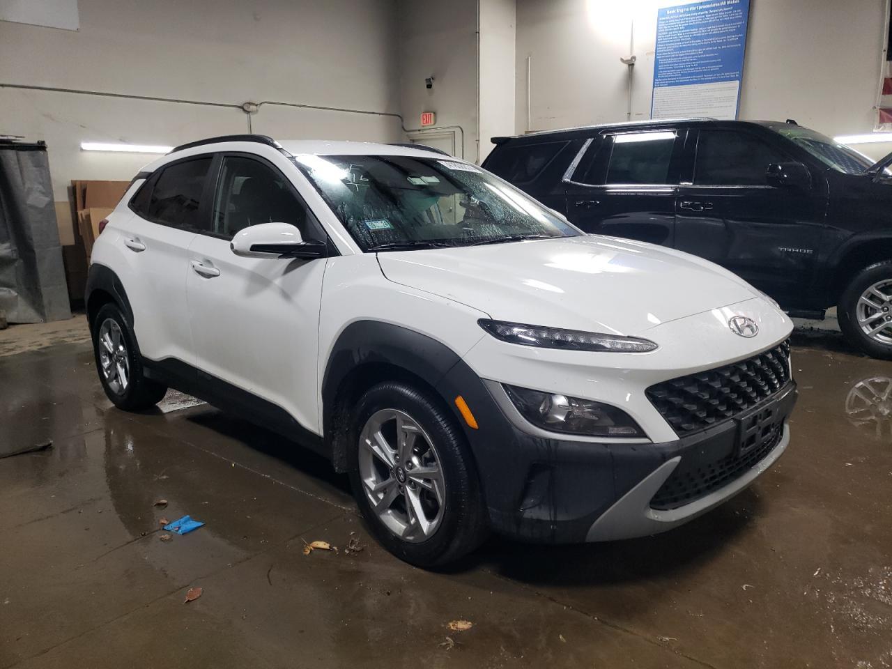 2022 HYUNDAI KONA SEL - Фото 4
