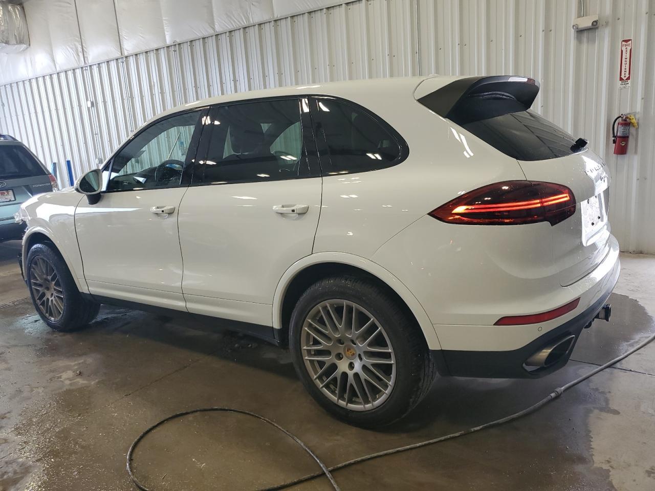 2018 PORSCHE CAYENNE - Image 2
