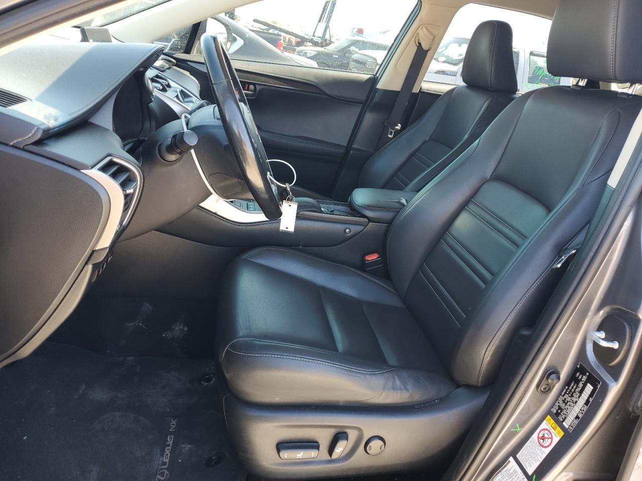 2017 LEXUS NX 200T BA - Фото 7