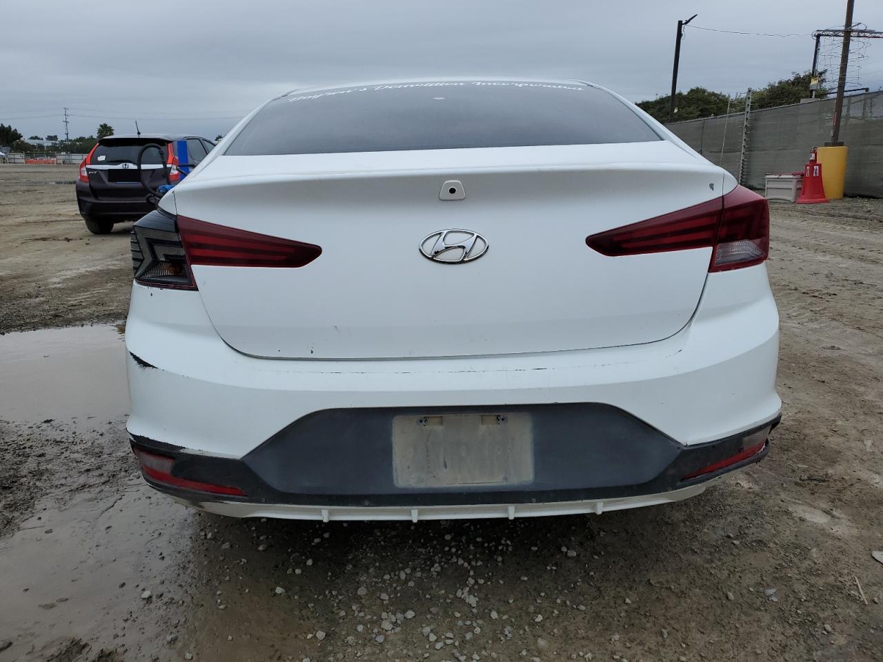2019 HYUNDAI ELANTRA SE - Фото 6