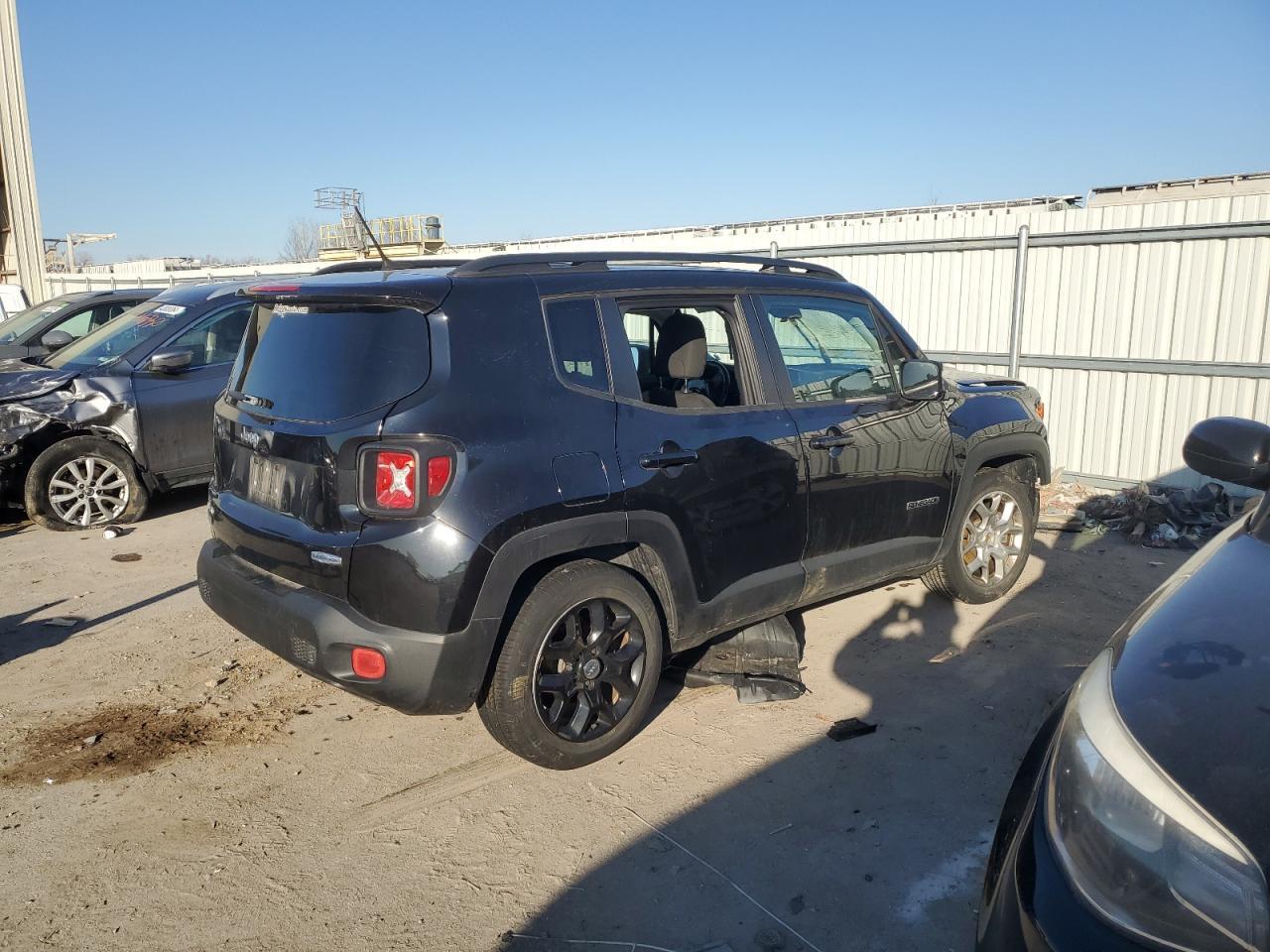 2016 JEEP RENEGADE L - Фото 3