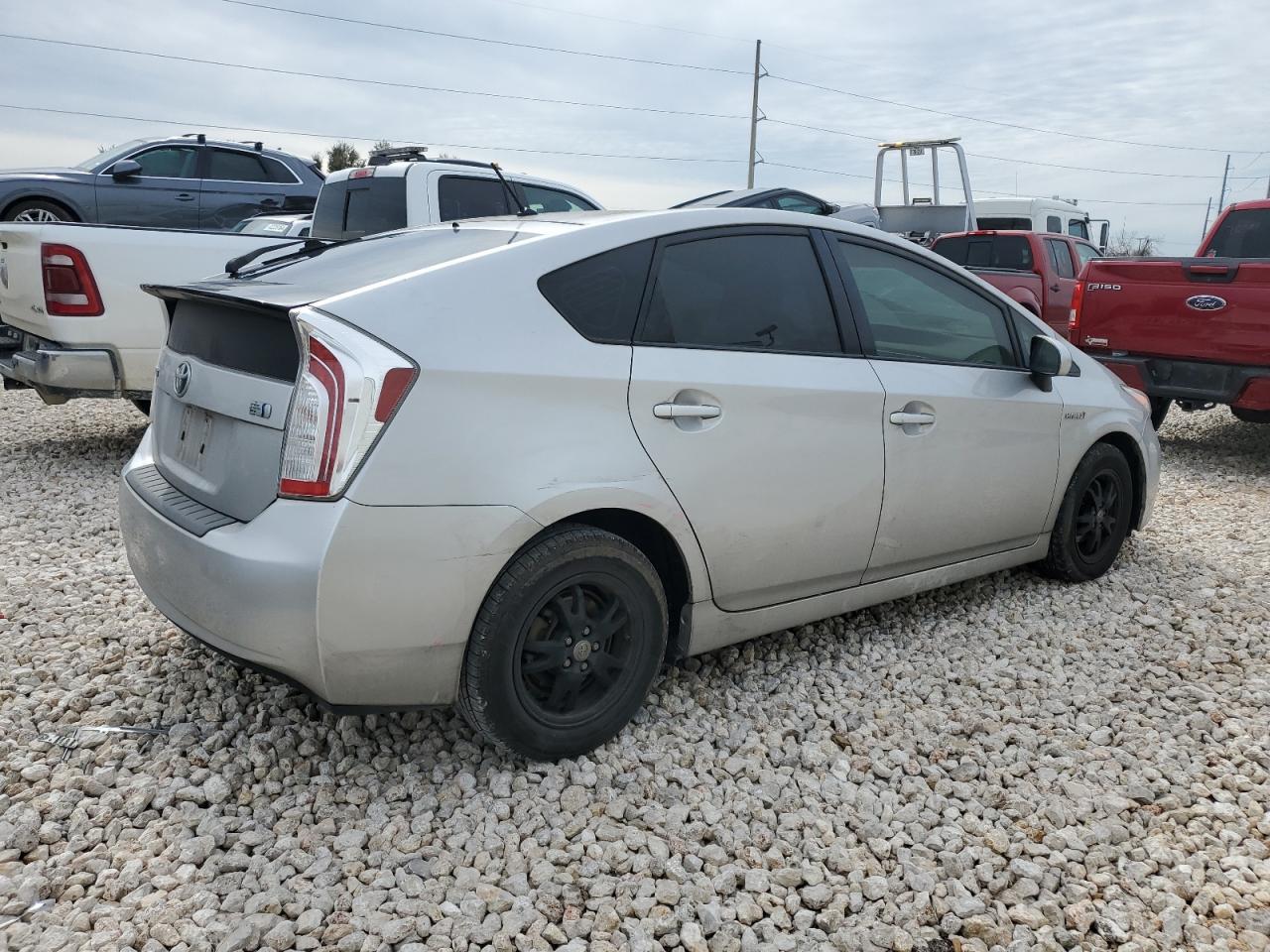 2015 TOYOTA PRIUS - Image 3