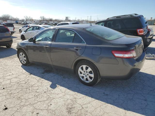 2011 Toyota Camry Base - Фото 2