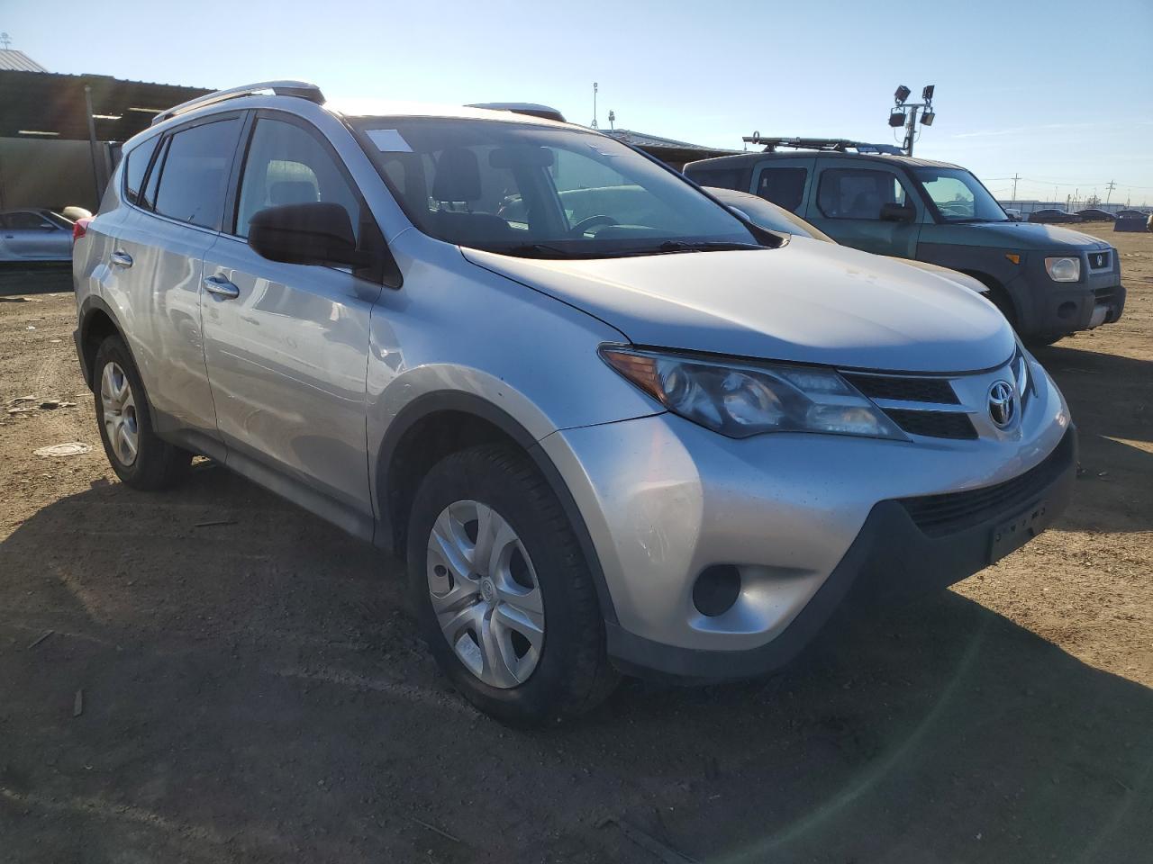 2014 TOYOTA RAV4 LE - Фото 4