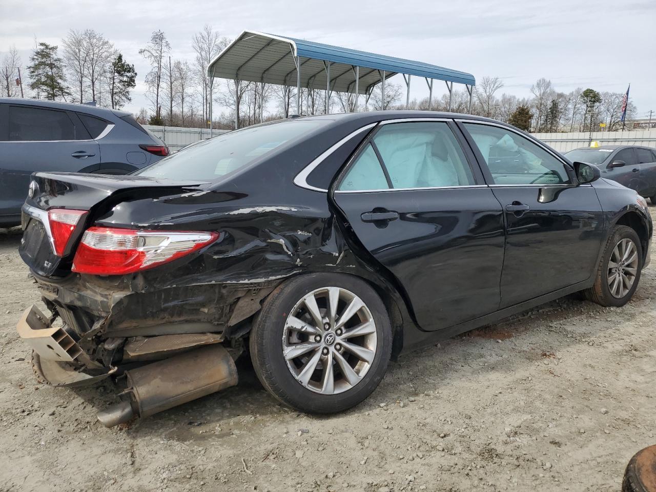 2017 TOYOTA CAMRY LE - Image 3