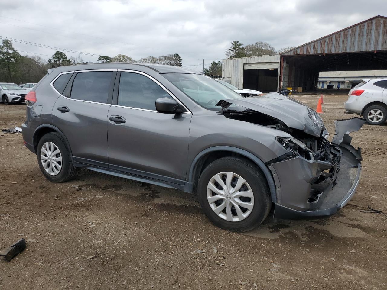 2017 NISSAN ROGUE S - Image 4