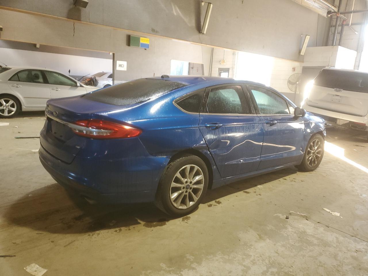 2017 FORD FUSION SE - Фото 3