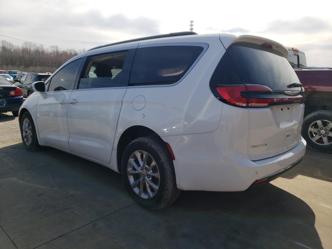 2022 CHRYSLER PACIFICA T - Image 2