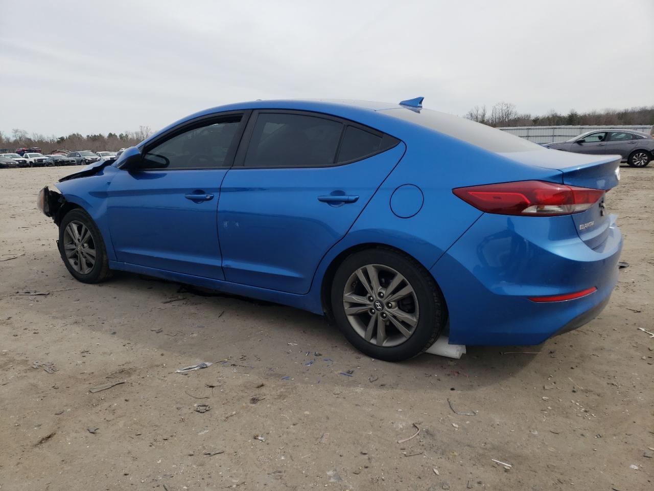 2018 HYUNDAI ELANTRA SE - Фото 2