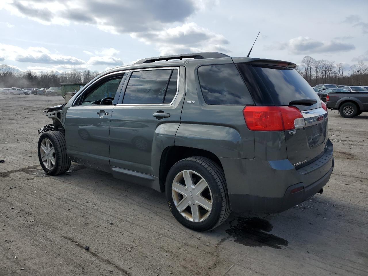 2012 GMC TERRAIN SL - Фото 2