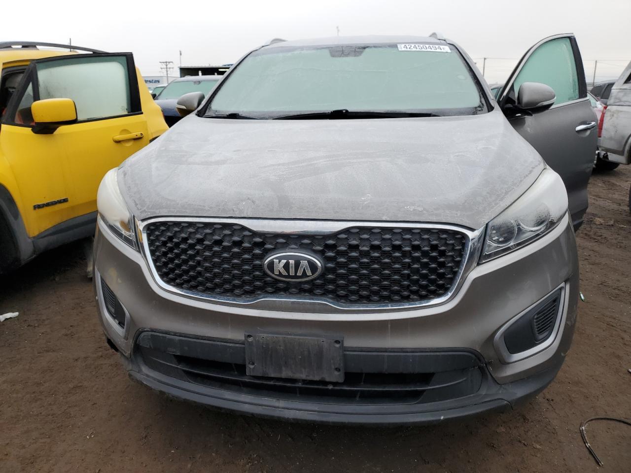 2016 KIA SORENTO LX - Image 5