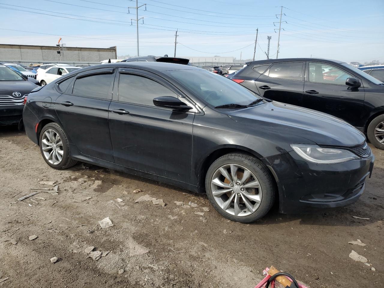 2015 CHRYSLER 200 S - Image 4