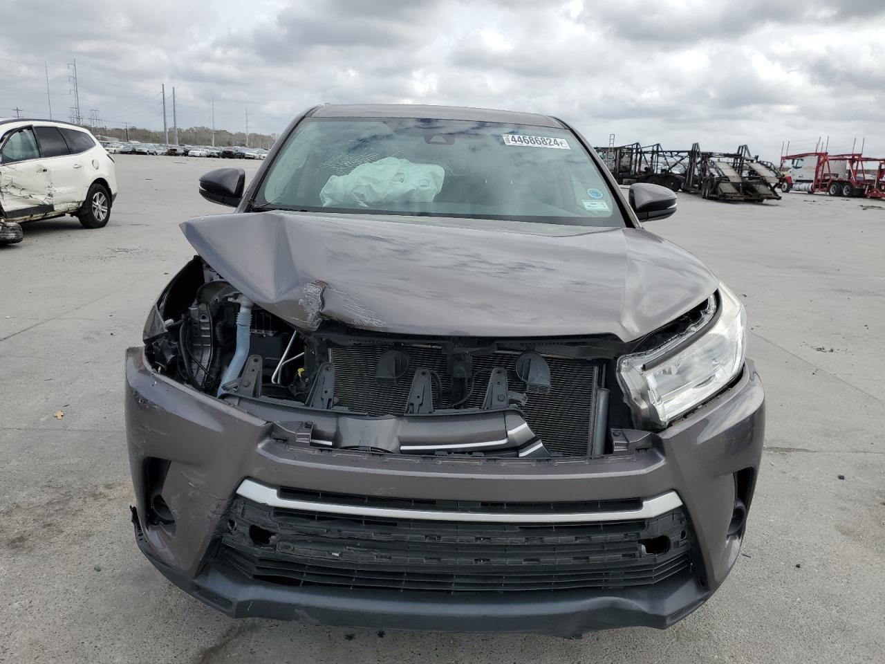 2018 TOYOTA HIGHLANDER - Фото 5