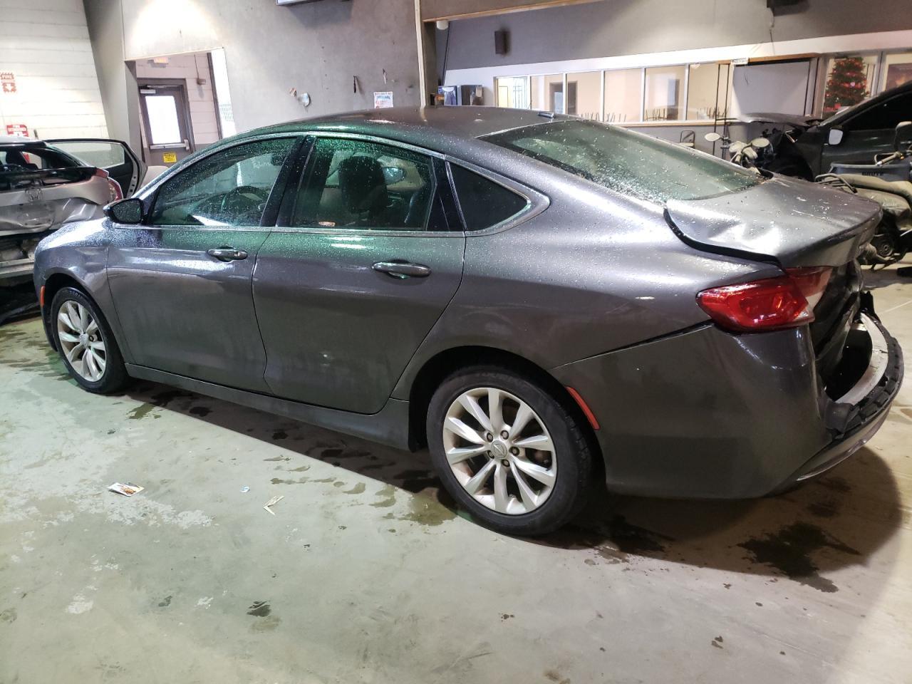 2015 CHRYSLER 200 C - Фото 2