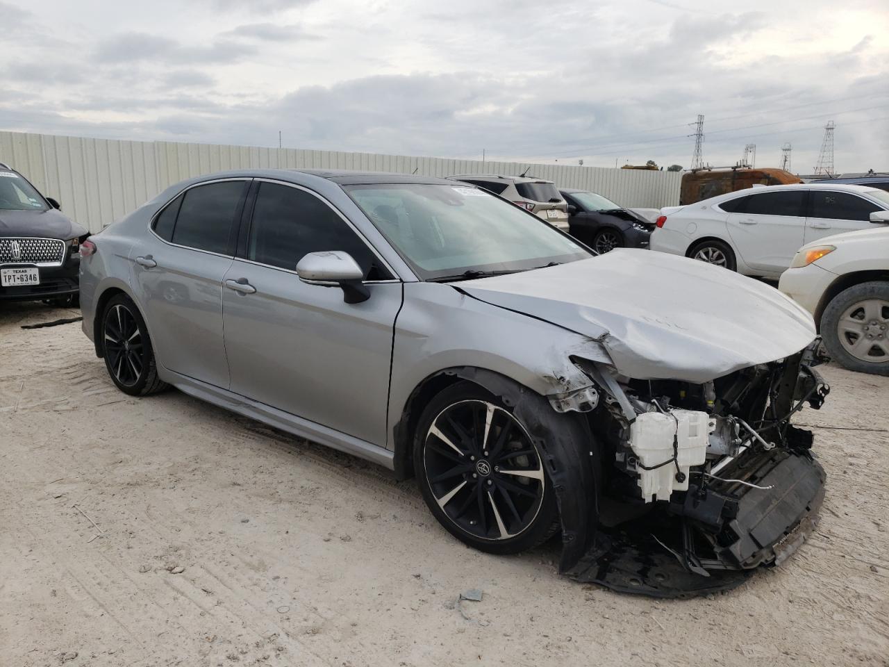 2019 TOYOTA CAMRY XSE - Фото 4