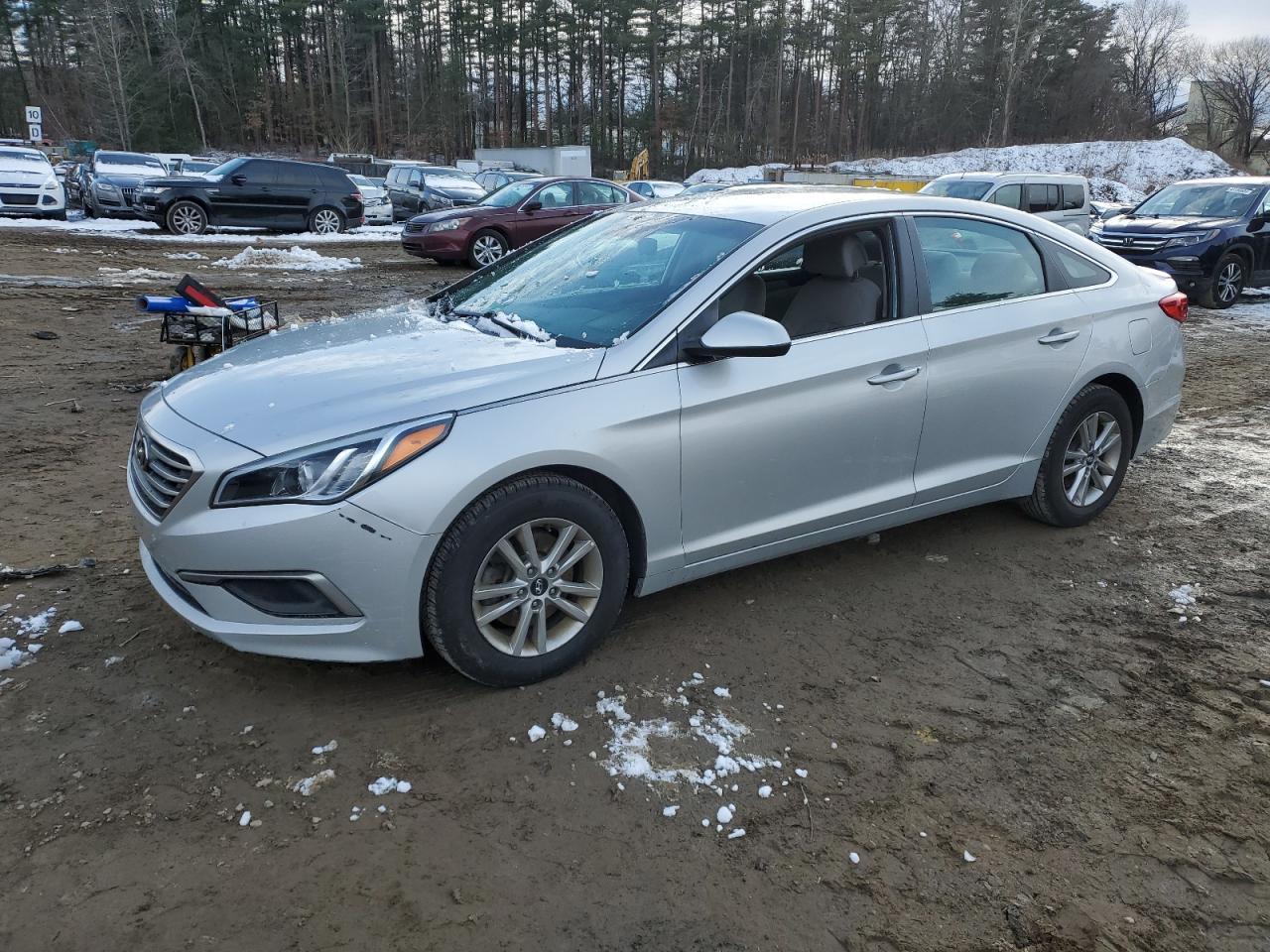 2017 HYUNDAI SONATA SE
