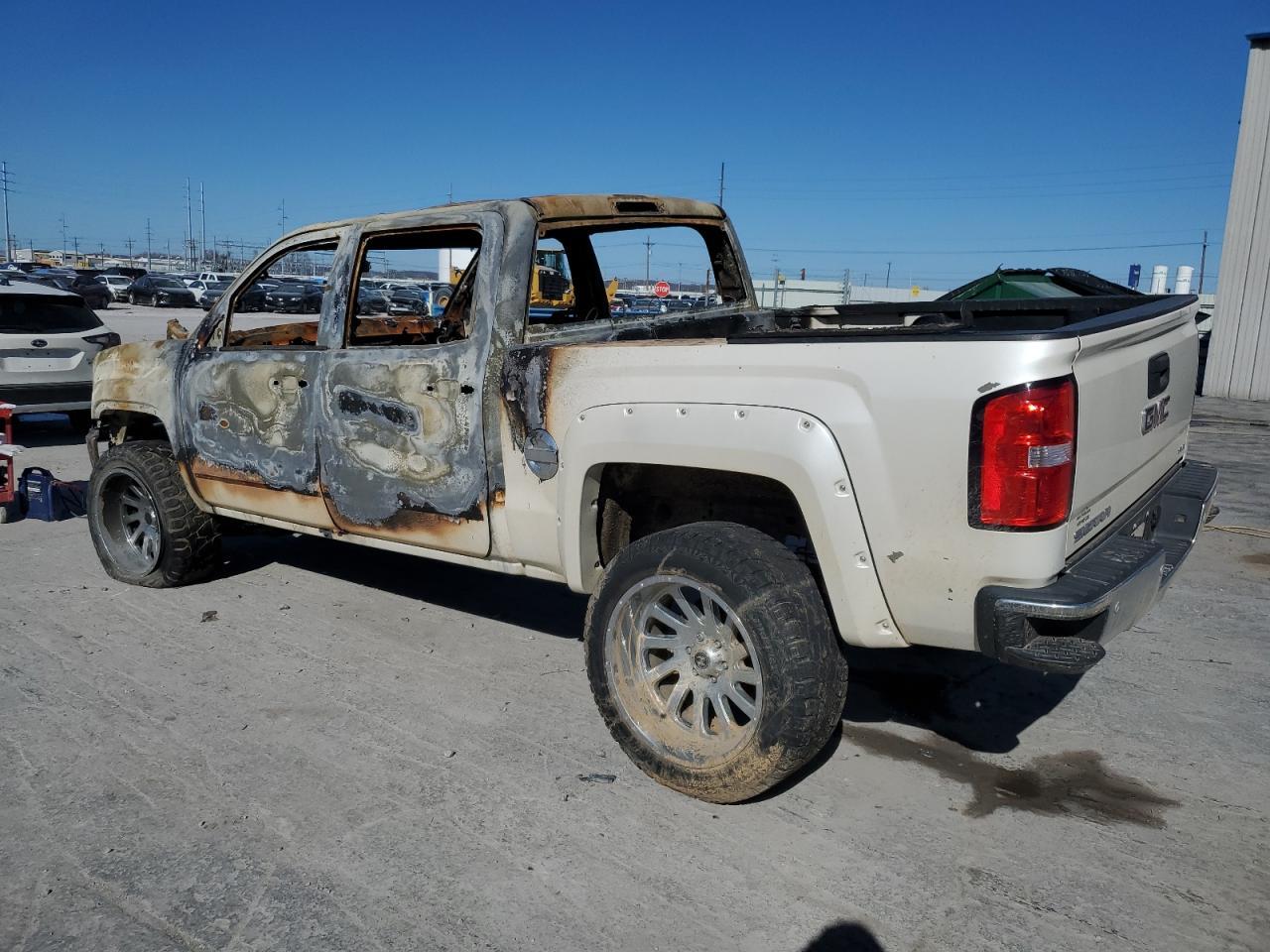 2014 GMC SIERRA K15 - Фото 2
