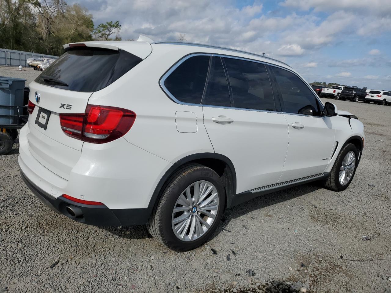 2017 BMW X5 XDRIVE3 - Image 3