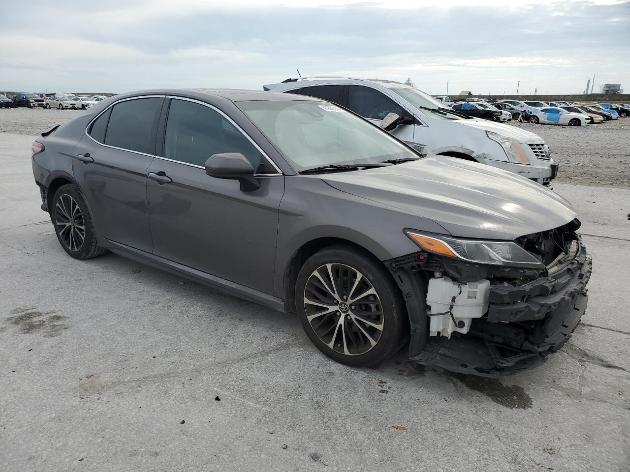 2019 TOYOTA CAMRY L - Фото 4