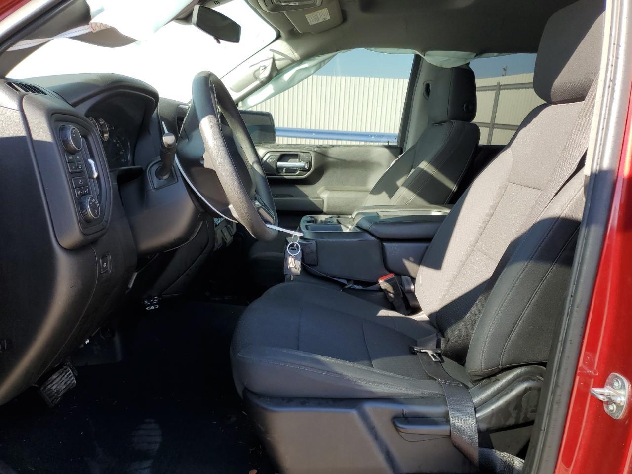 2021 CHEVROLET SILVERADO - Фото 2