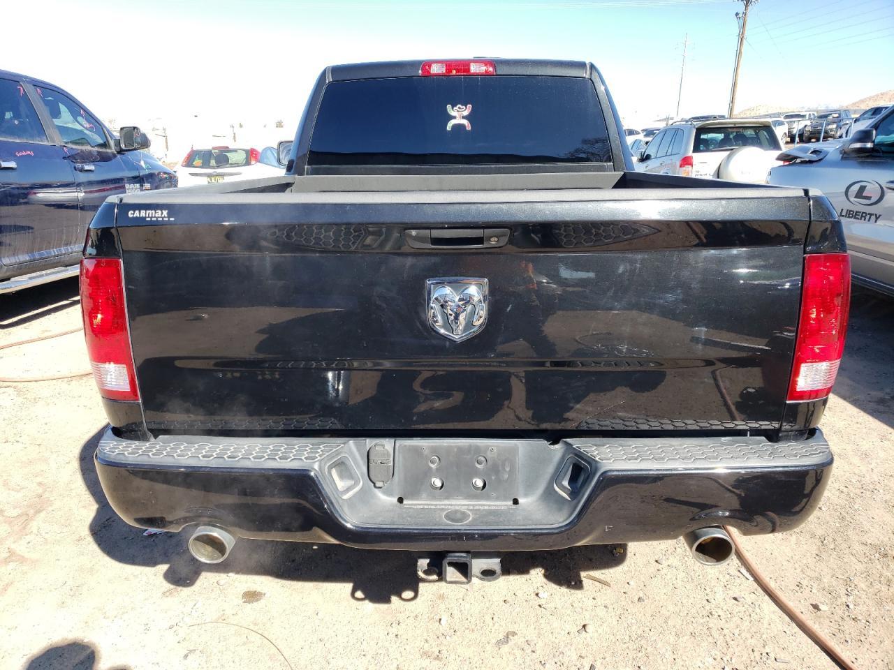 2017 RAM 1500 ST - Image 6