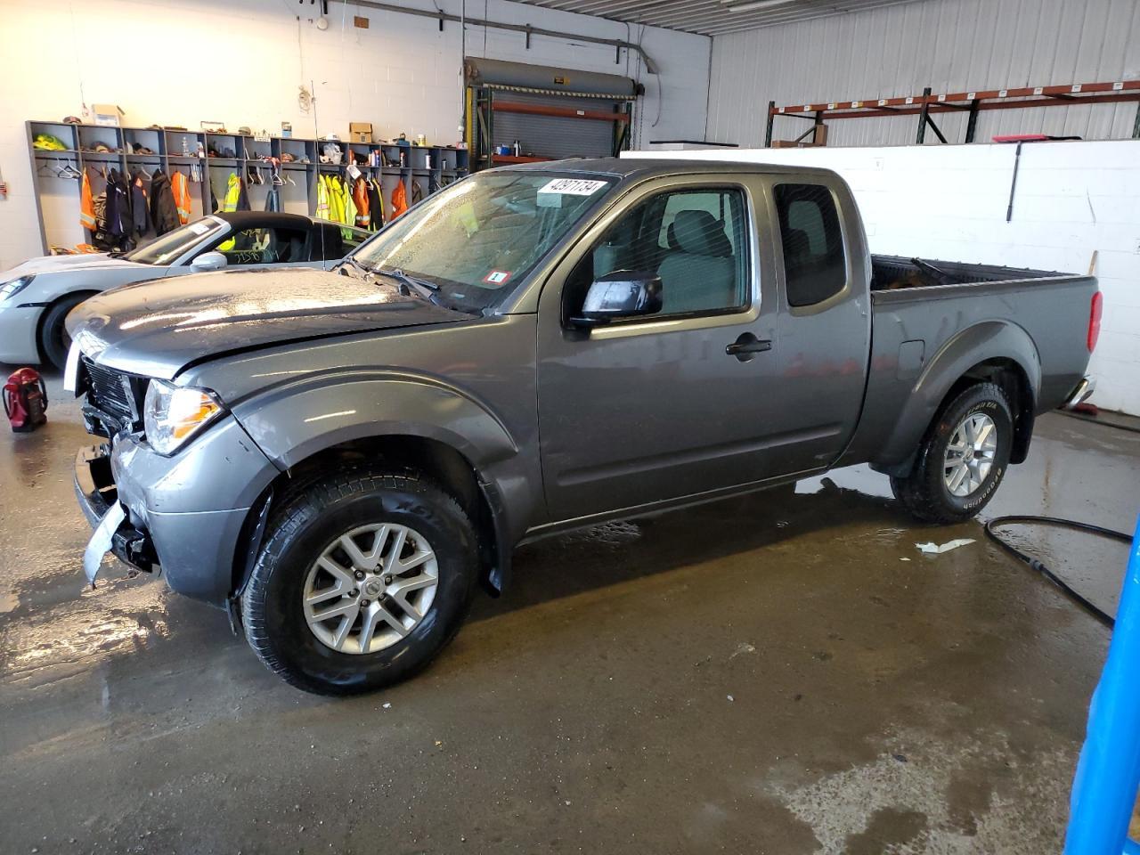 2016 NISSAN FRONTIER S