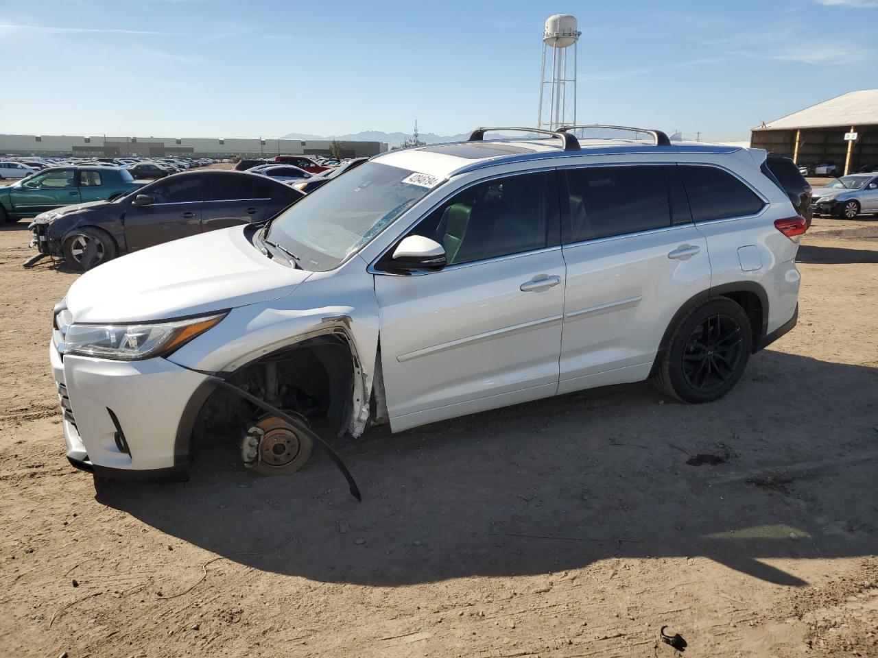 2018 TOYOTA HIGHLANDER