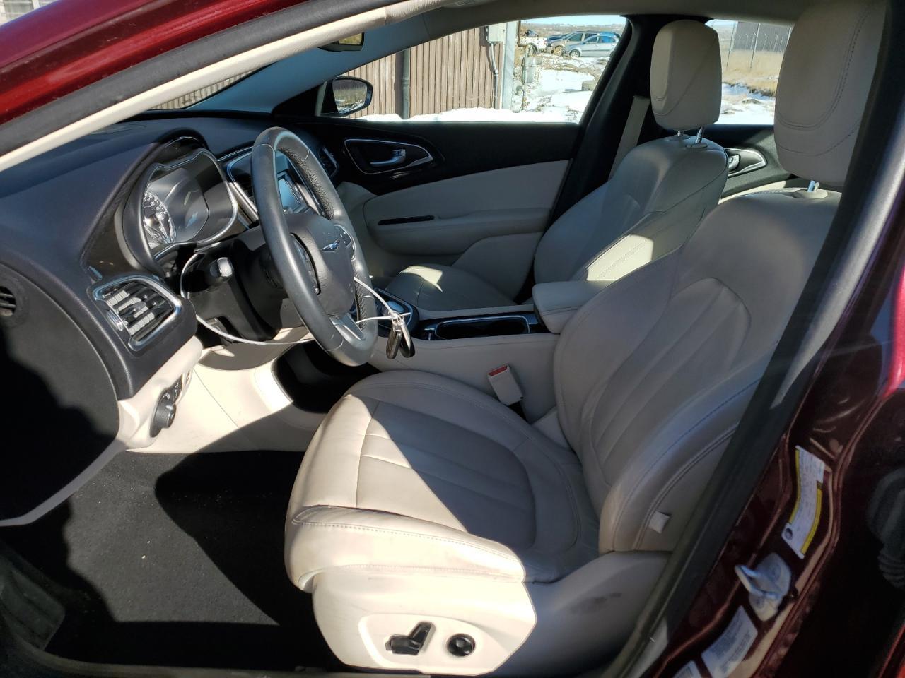 2015 CHRYSLER 200 C - Фото 7