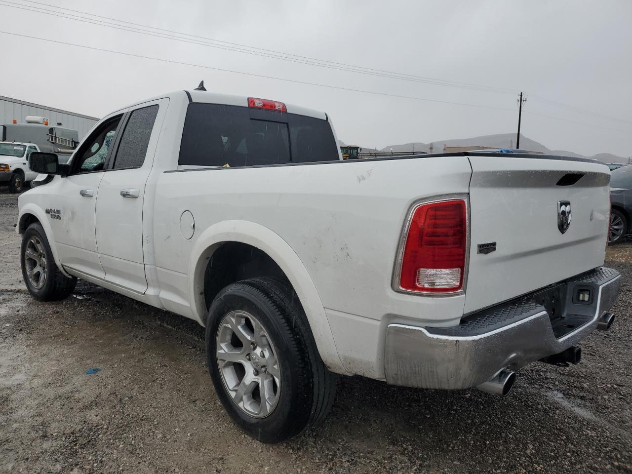 2017 RAM 1500 LARAM - Фото 2