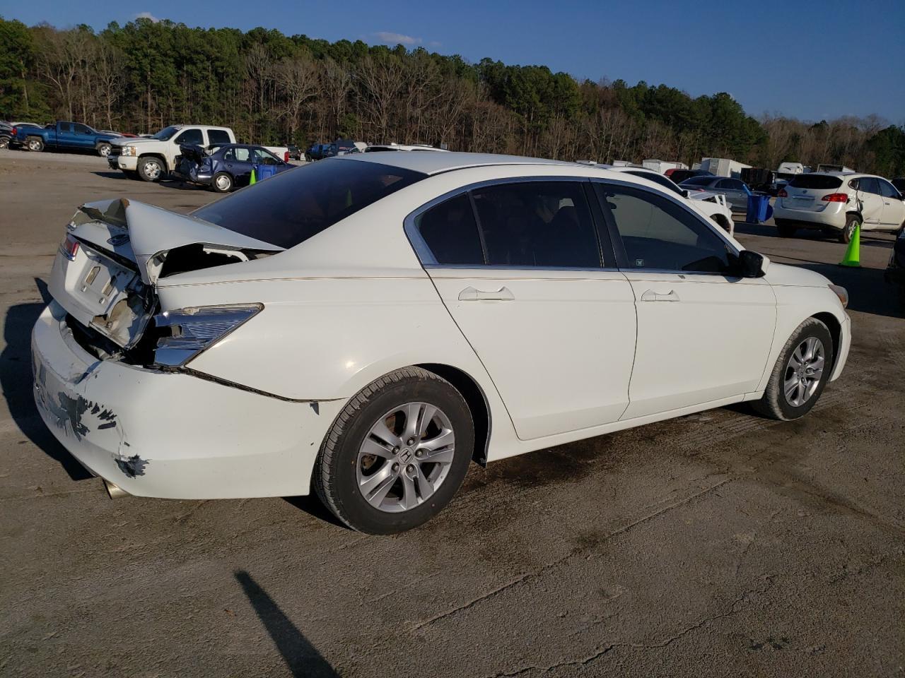 2011 HONDA ACCORD LXP - Image 3