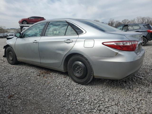 2015 Toyota Camry Le - Фото 2