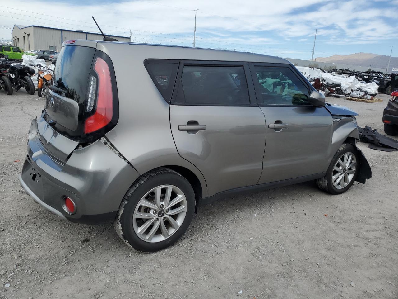 2019 KIA SOUL + - Фото 3