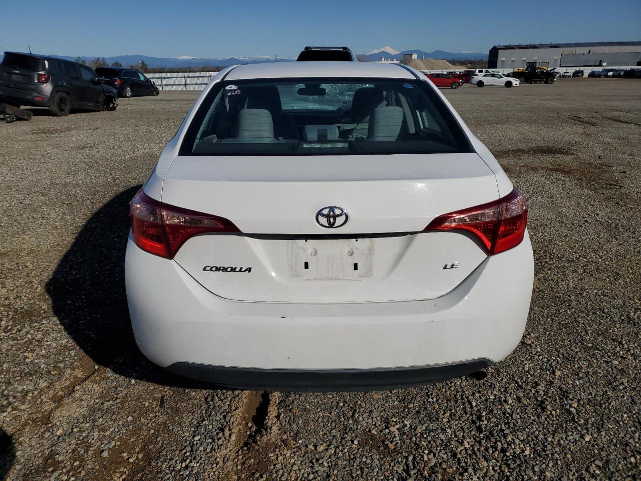 2019 TOYOTA COROLLA L - Фото 6