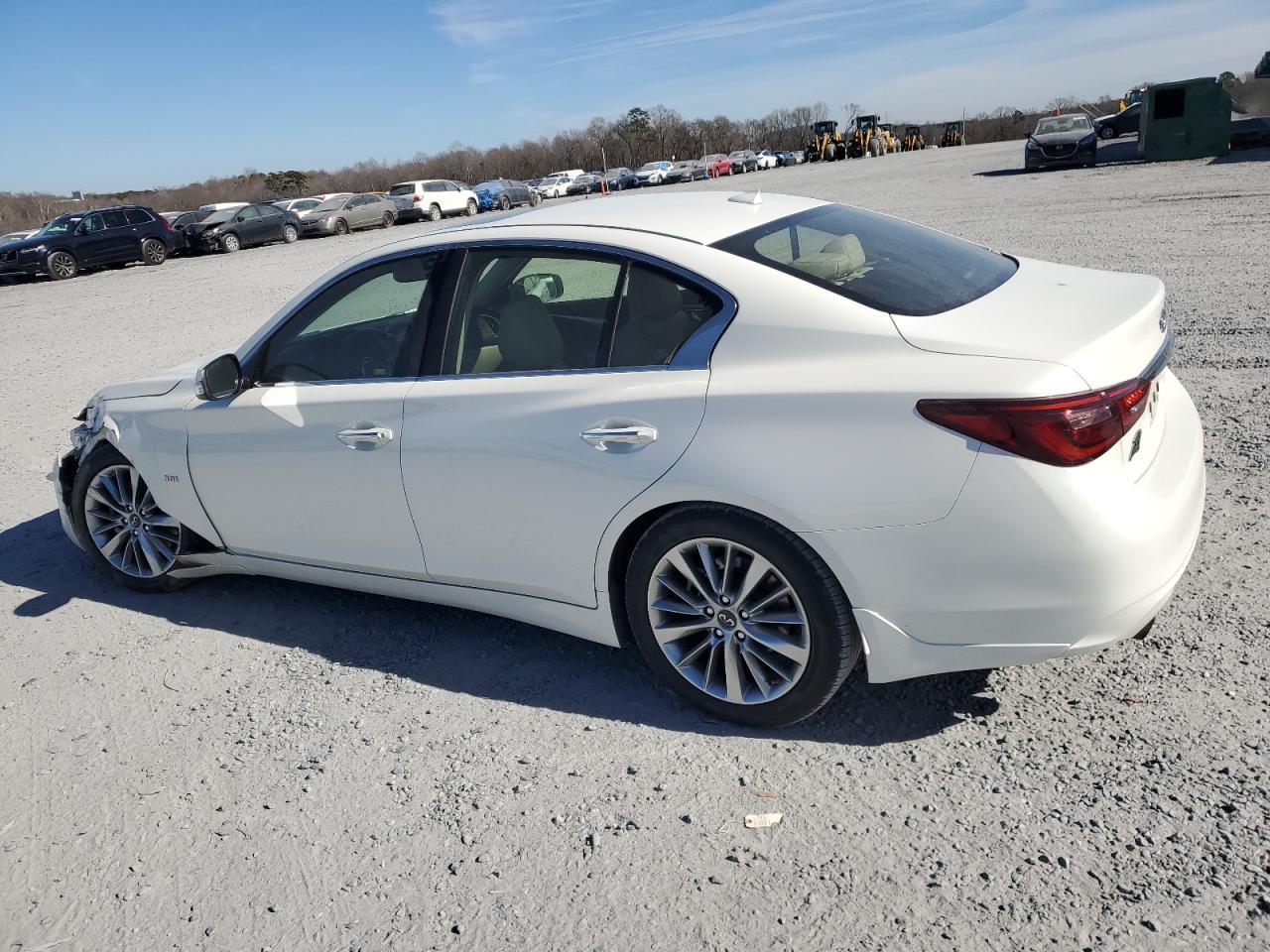 2018 INFINITI Q50 LUXE - Image 2