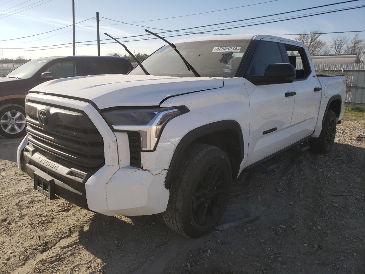 2023 TOYOTA TUNDRA CRE