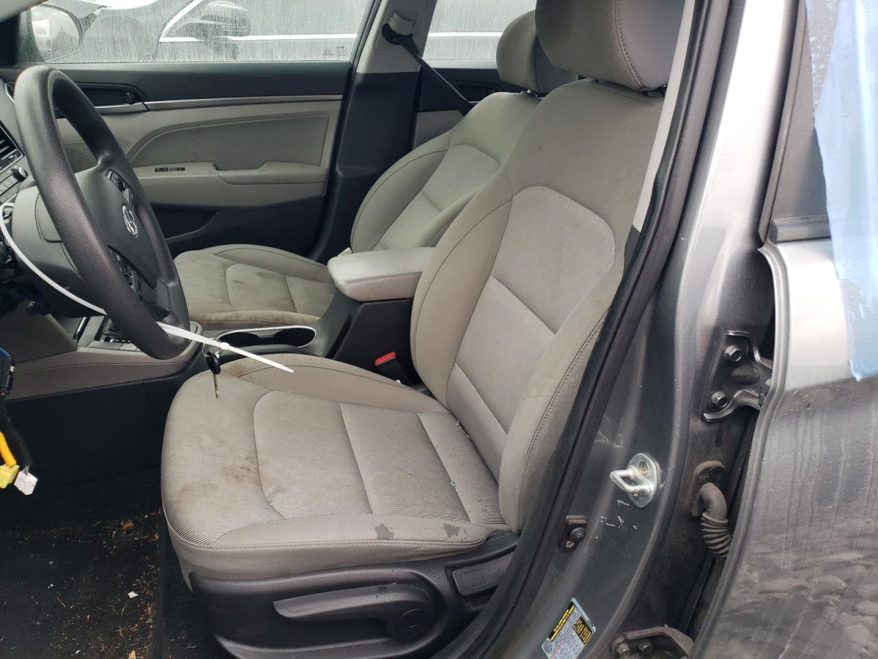 2017 HYUNDAI ELANTRA SE - Image 7