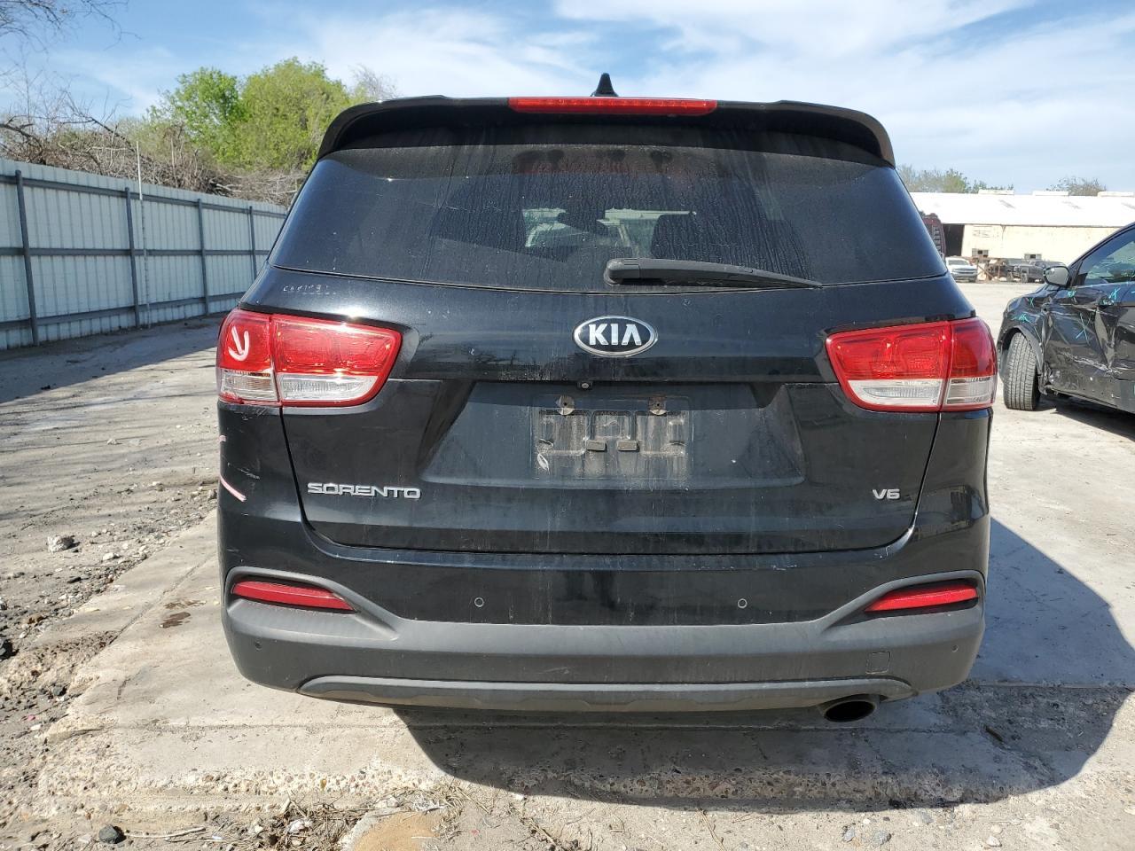 2016 KIA SORENTO LX - Image 6