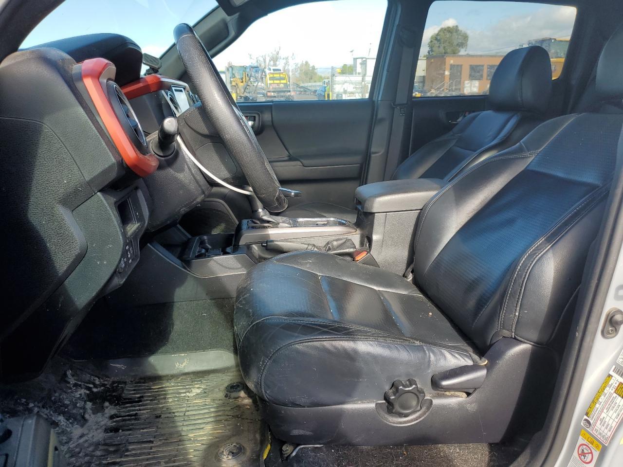 2019 TOYOTA TACOMA DOU - Фото 7