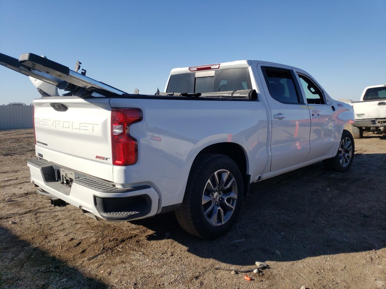 2019 CHEVROLET SILVERADO - Image 3