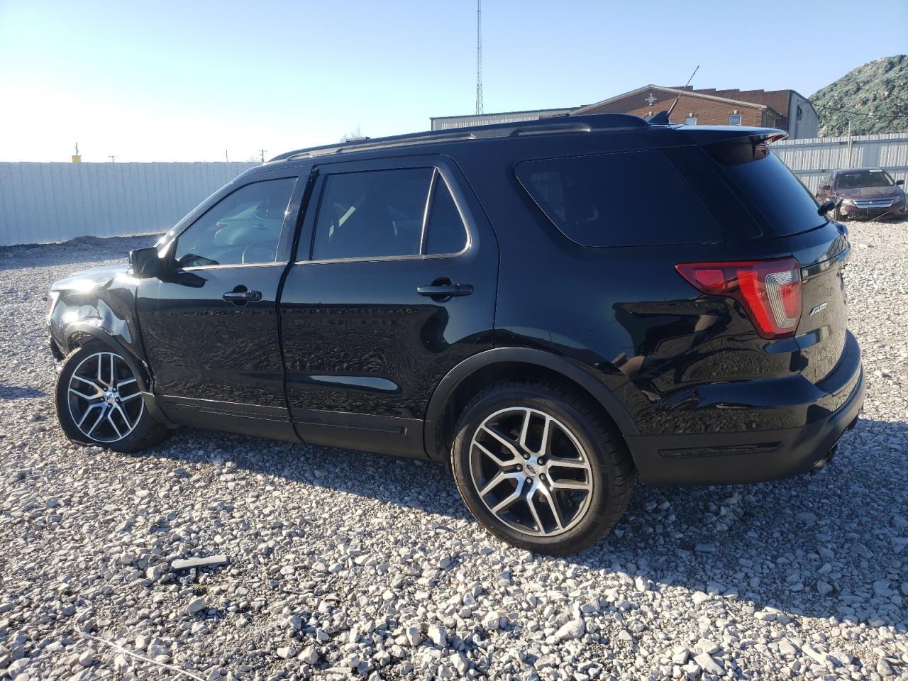 2018 FORD EXPLORER S - Фото 2
