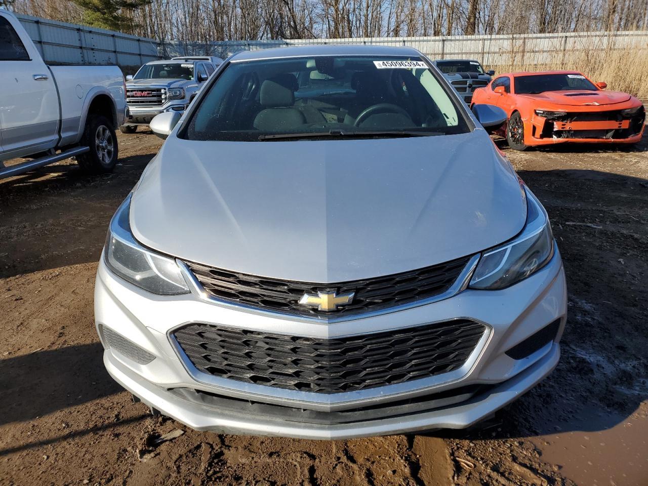2017 CHEVROLET CRUZE LT - Image 5